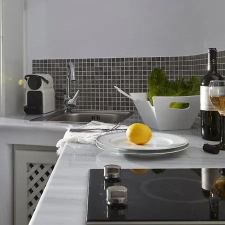 Elegant Santorini House 2 Bedroom Villa Caldera View-Outdoor Hot Tub Oia Tholos (Santorini)